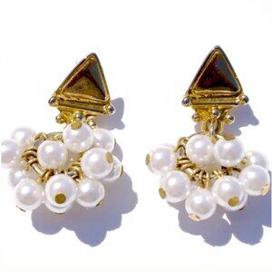 💞💗 Vintage Gold Metal Triangular Pearl Cluster On Gold Ring Dangle Earrings